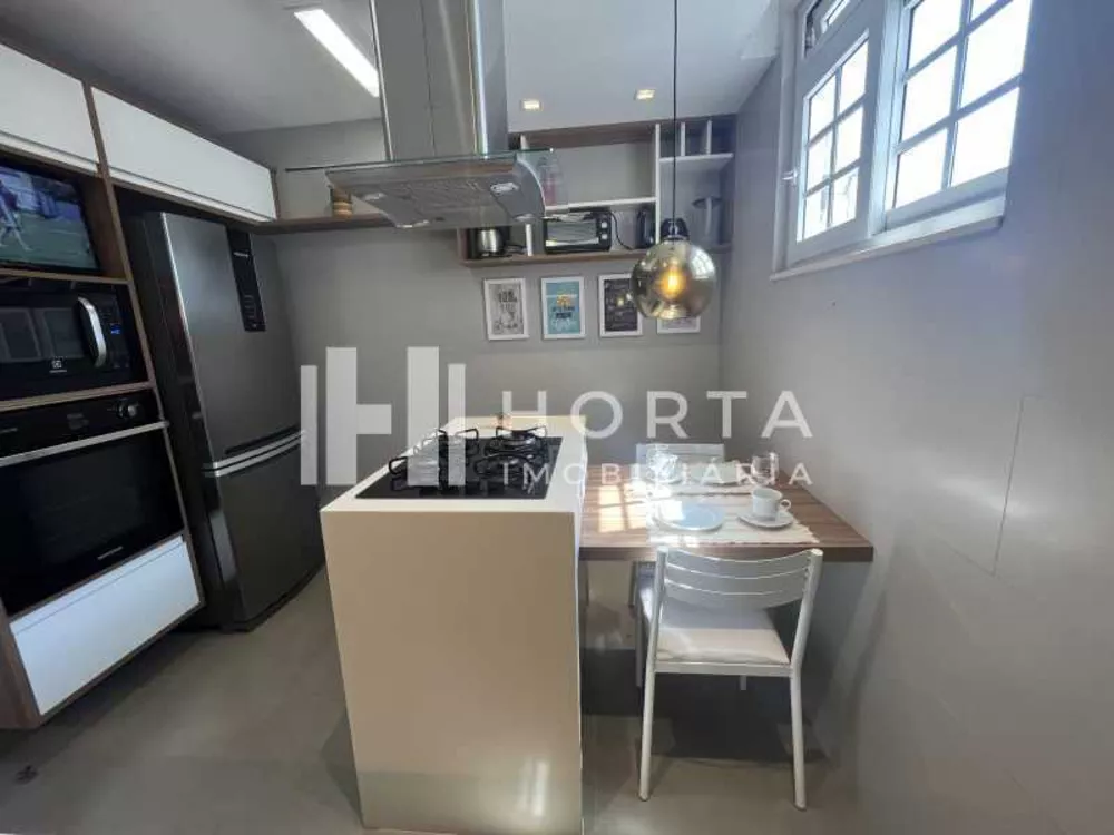 Apartamento, 3 quartos, 130 m² - Foto 3