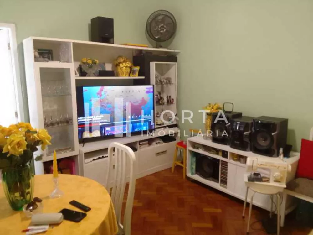 Apartamento à venda com 1 quarto, 42m² - Foto 2