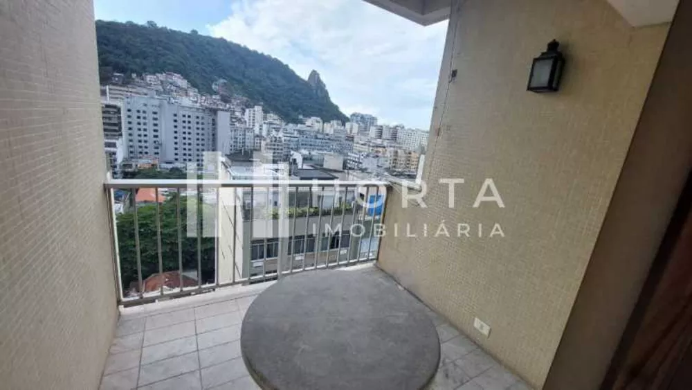 Apartamento à venda com 3 quartos, 203m² - Foto 2