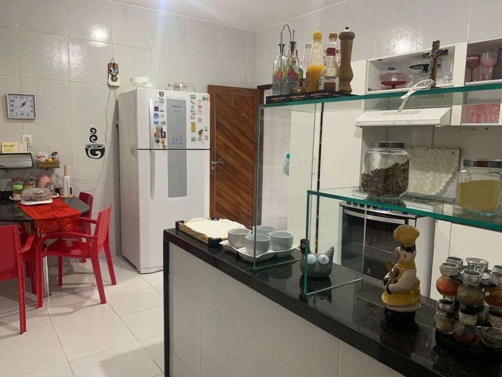 Casa à venda com 3 quartos, 210m² - Foto 8