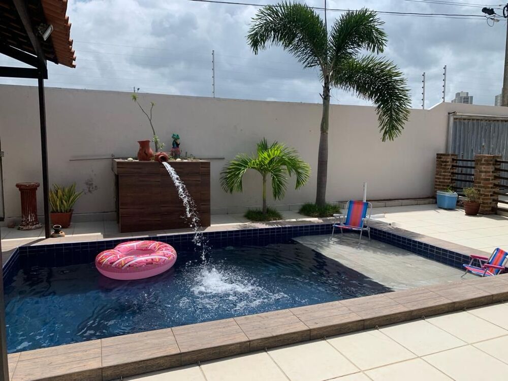 Casa à venda com 3 quartos, 210m² - Foto 14