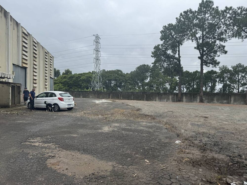 Depósito-Galpão-Armazém para alugar, 4000m² - Foto 1
