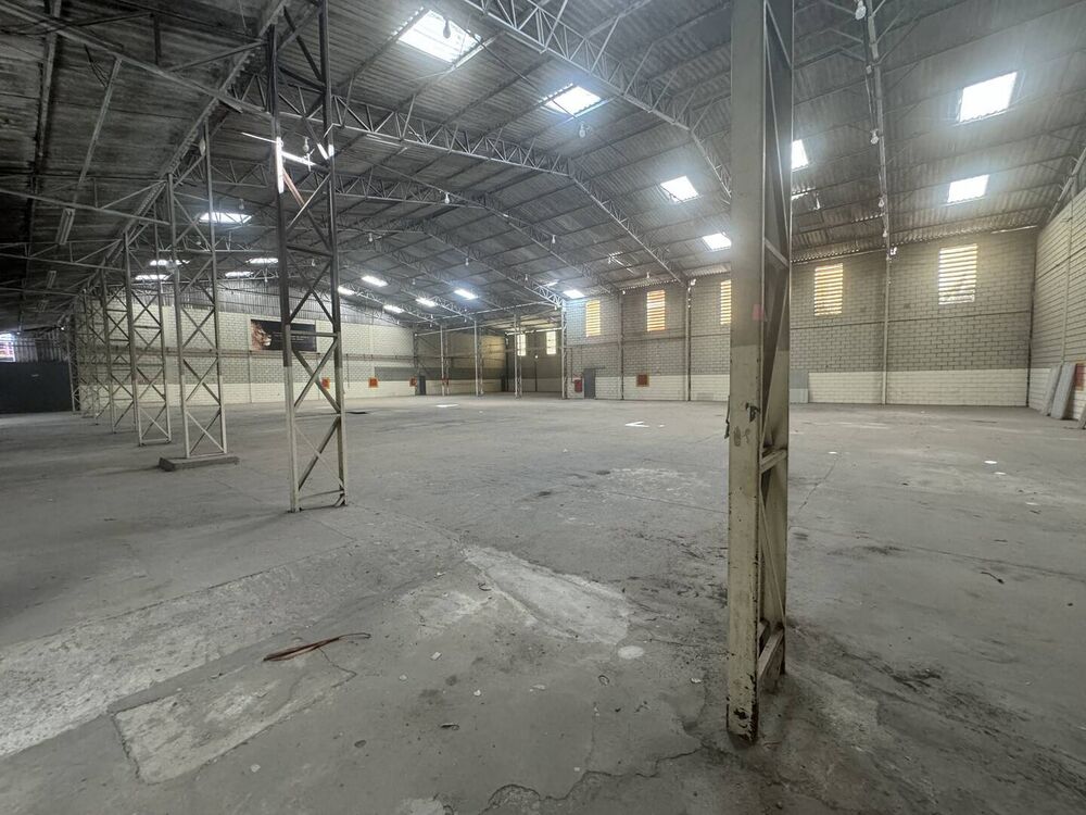 Depósito-Galpão-Armazém à venda e aluguel, 4000m² - Foto 3
