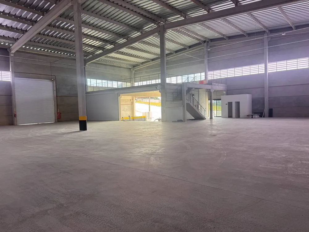 Sala-Conjunto, 1820 m² - Foto 2
