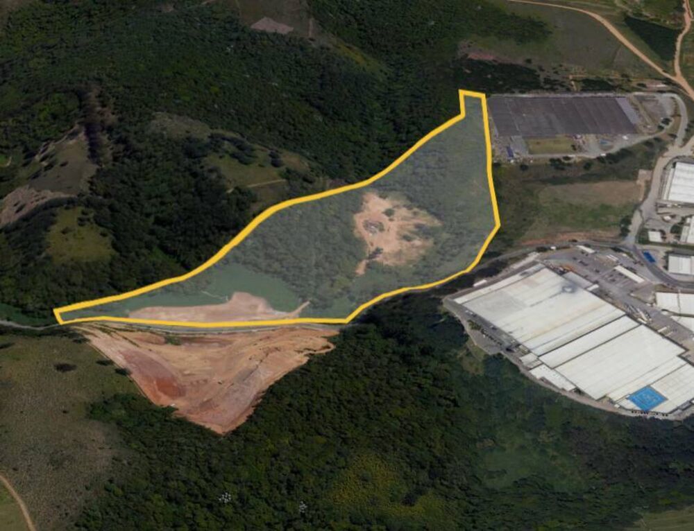 Terreno à venda, 81000m² - Foto 1
