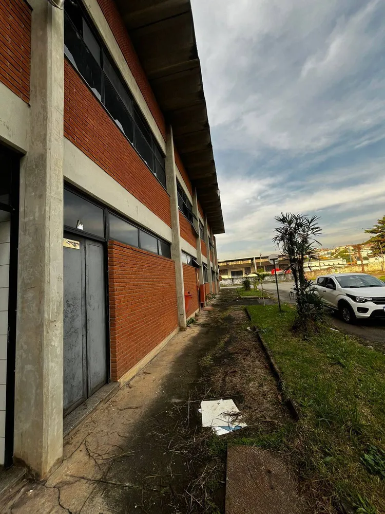 Depósito-Galpão, 4200 m² - Foto 2
