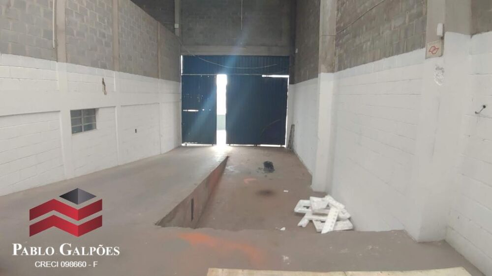 Depósito-Galpão-Armazém à venda e aluguel, 1450m² - Foto 1