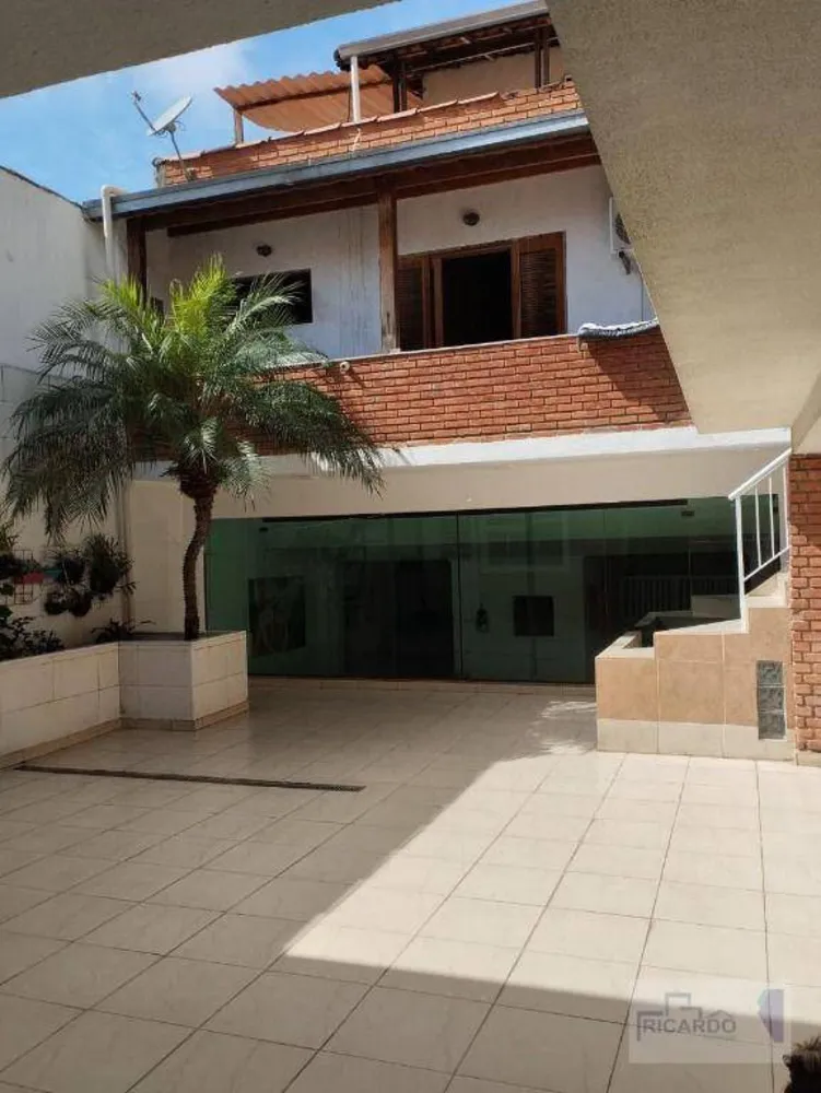 Sobrado, 5 quartos, 528 m² - Foto 2
