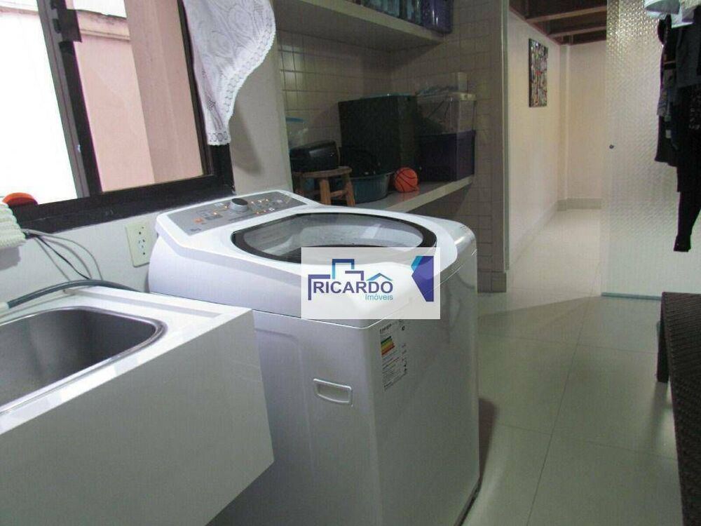 Cobertura, 3 quartos, 328 m² - Foto 2