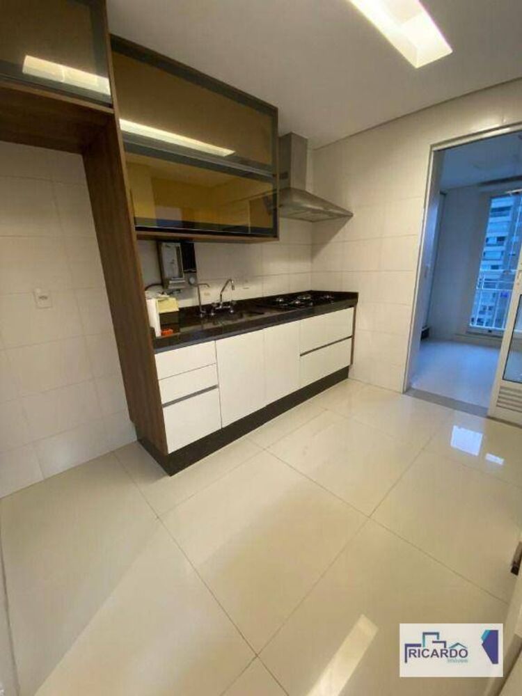 Apartamento à venda com 3 quartos, 116m² - Foto 4
