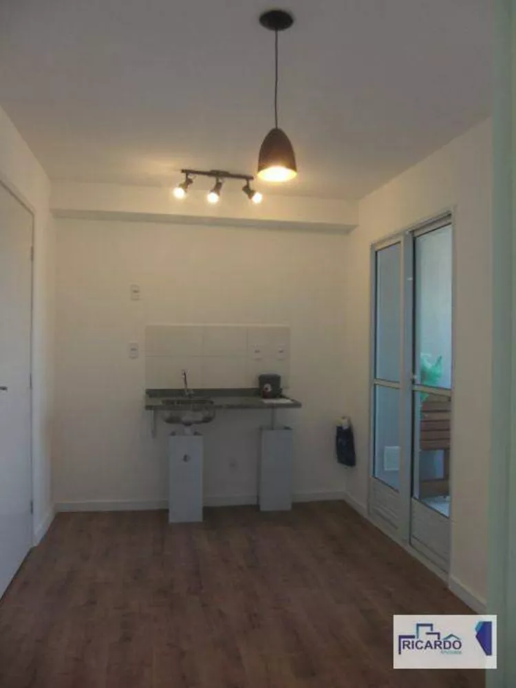 Apartamento à venda com 2 quartos, 31m² - Foto 4