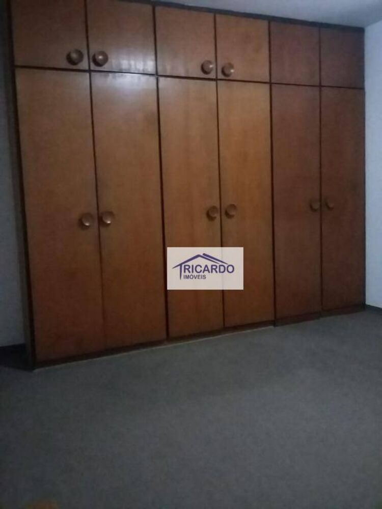 Sobrado à venda com 3 quartos, 160m² - Foto 4