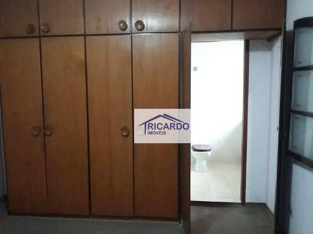 Sobrado à venda com 3 quartos, 160m² - Foto 2