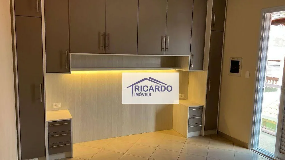 Casa, 3 quartos, 252 m² - Foto 3