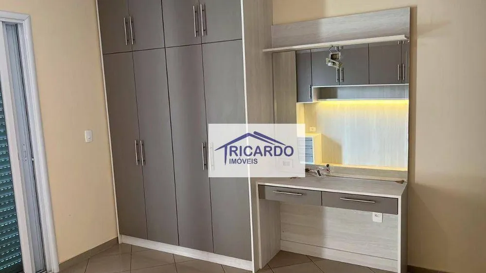 Casa, 3 quartos, 252 m² - Foto 4
