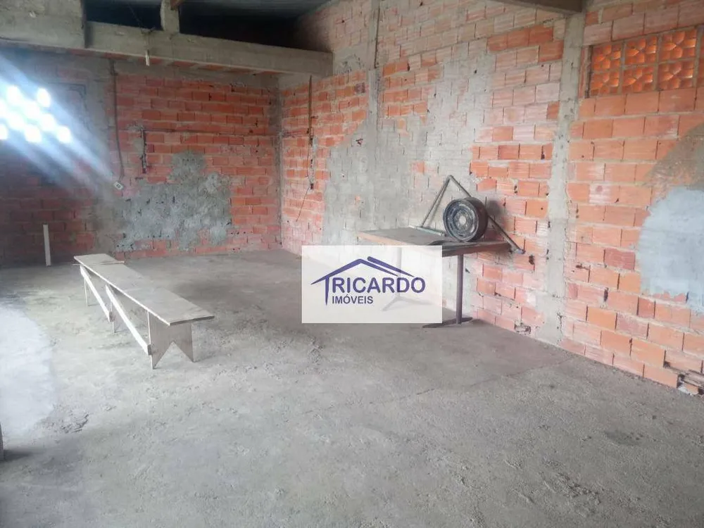 Casa, 4 quartos, 200 m² - Foto 1