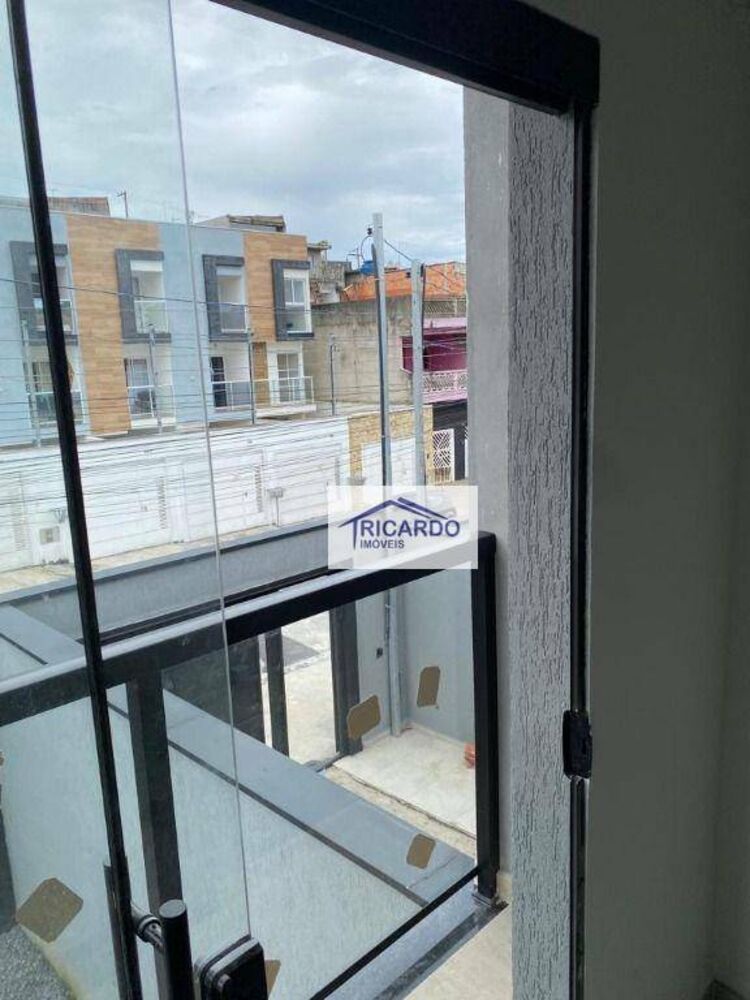 Casa à venda com 3 quartos, 90m² - Foto 12