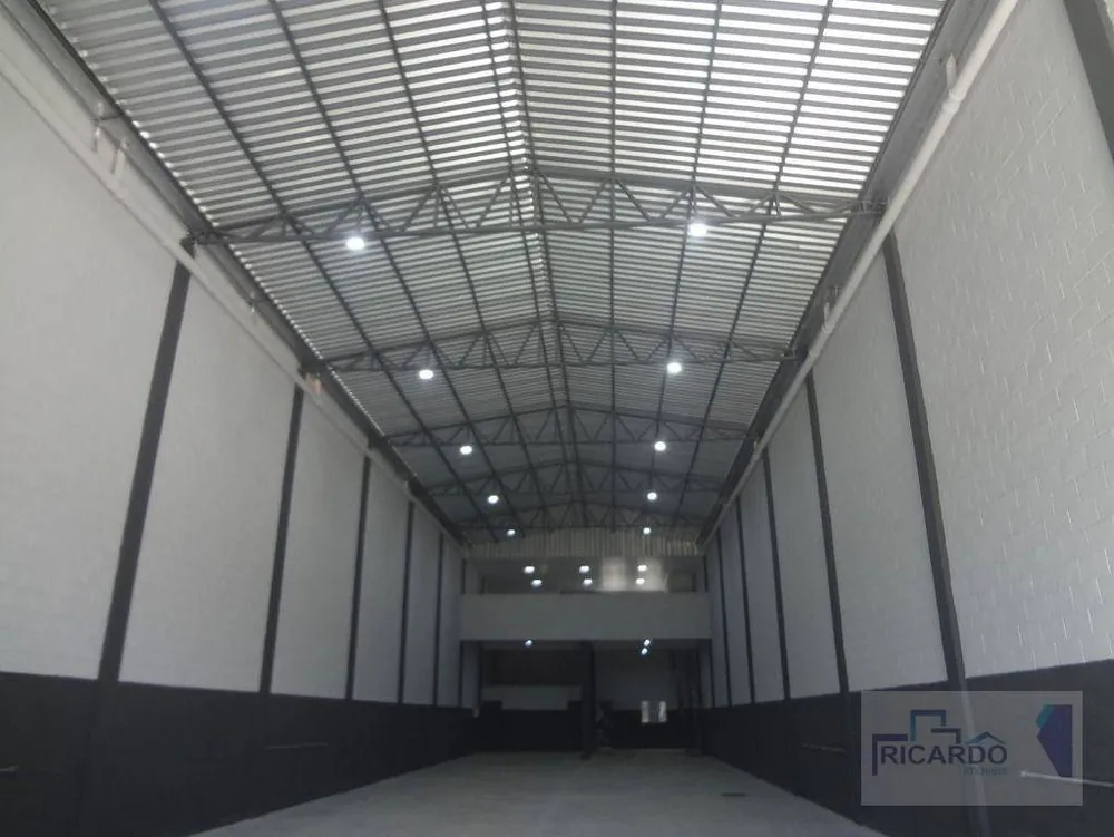 Depósito-Galpão, 526 m² - Foto 1