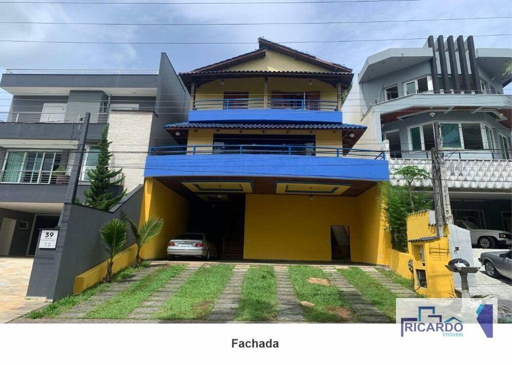 Sobrado, 3 quartos, 420 m² - Foto 1