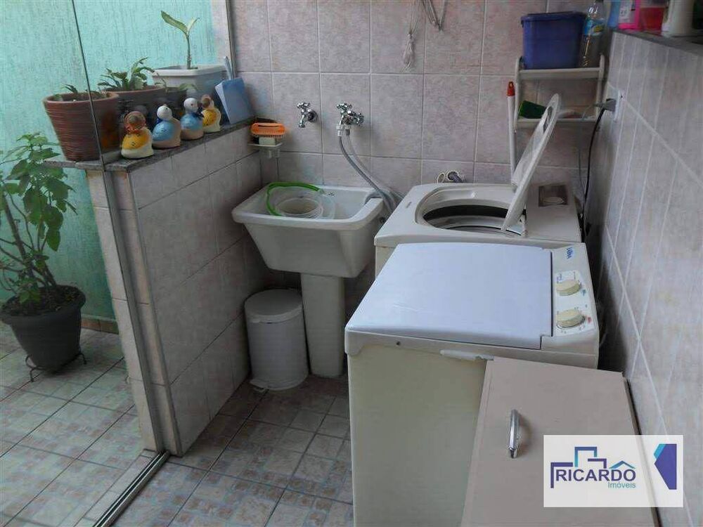 Sobrado à venda com 2 quartos, 60M2 - Foto 4