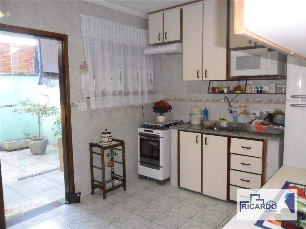 Sobrado à venda com 2 quartos, 60M2 - Foto 3