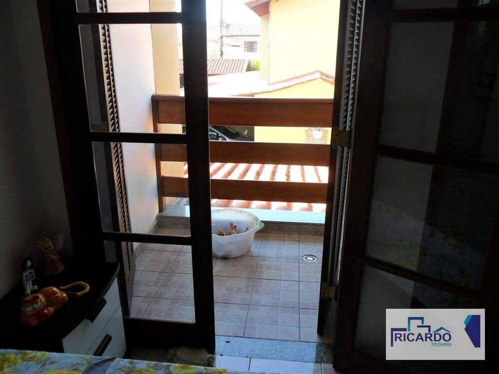 Sobrado à venda com 2 quartos, 60M2 - Foto 14