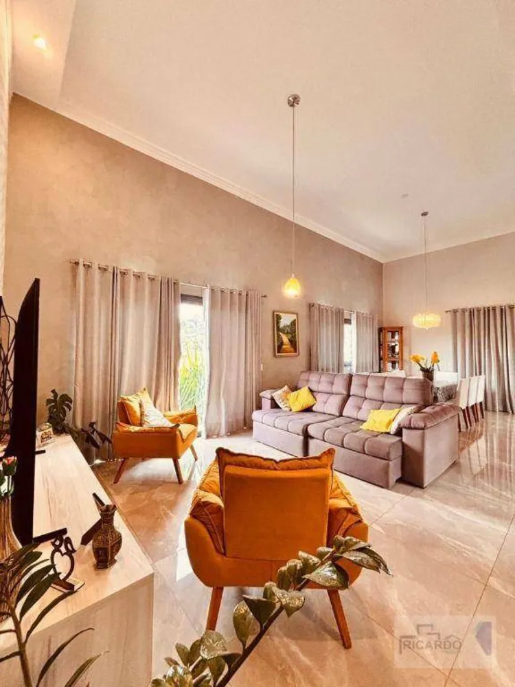 Casa, 4 quartos, 210 m² - Foto 4