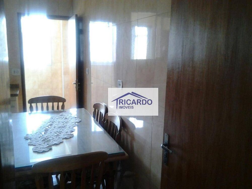 Apartamento à venda com 3 quartos, 127m² - Foto 5