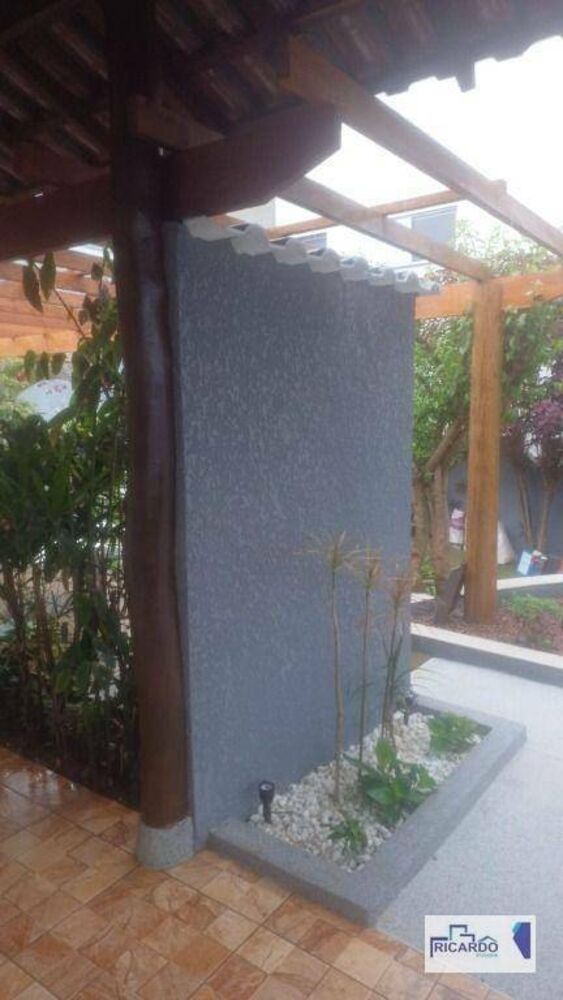 Casa de Condomínio à venda com 3 quartos, 191m² - Foto 1