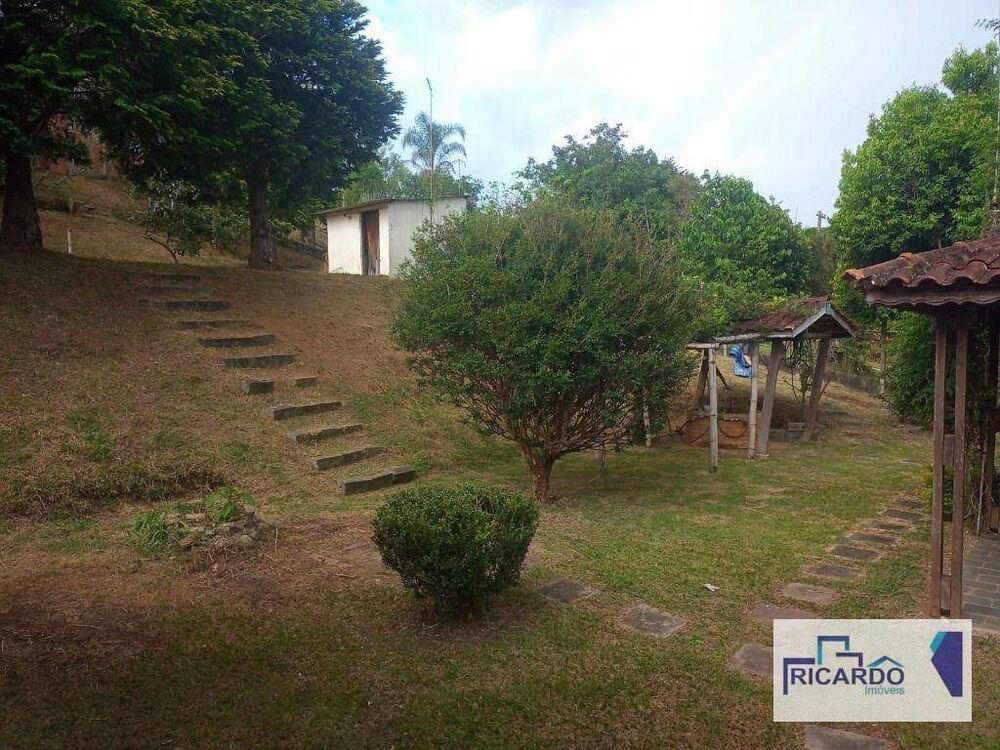 Chácara, 3 quartos, 2670 m² - Foto 1