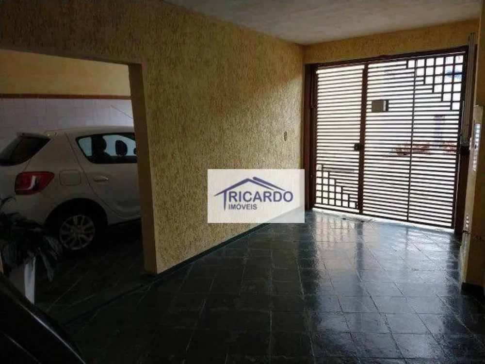Sobrado, 3 quartos, 254 m² - Foto 2