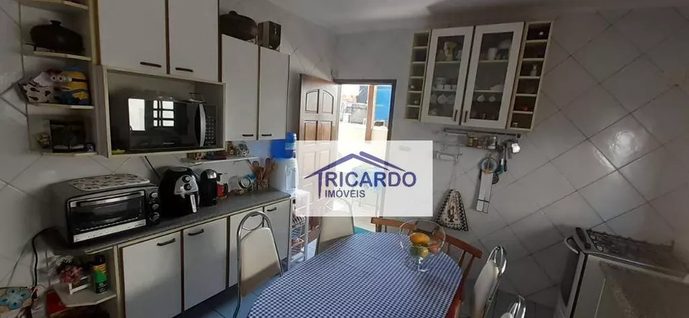 Sobrado à venda com 3 quartos, 154m² - Foto 12