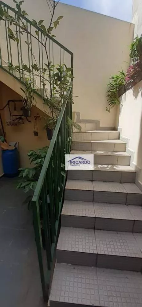 Sobrado à venda com 3 quartos, 154m² - Foto 14