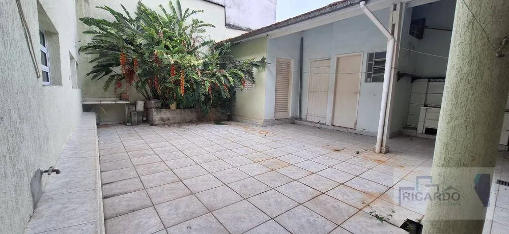 Casa, 3 quartos, 220 m² - Foto 1