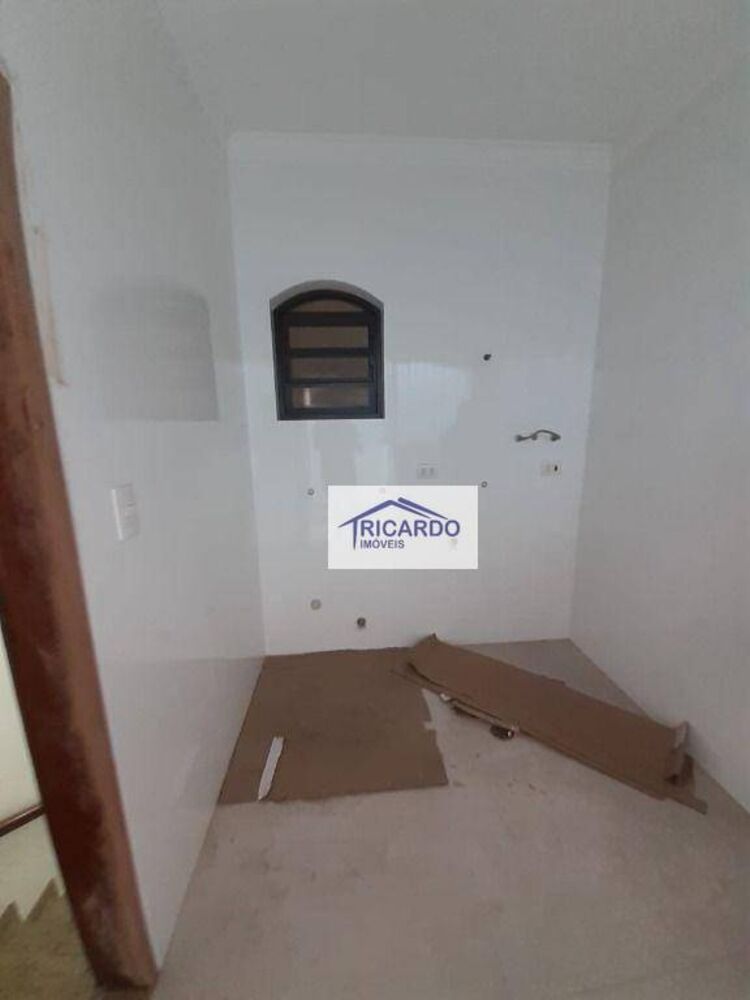 Sobrado, 3 quartos, 300 m² - Foto 14