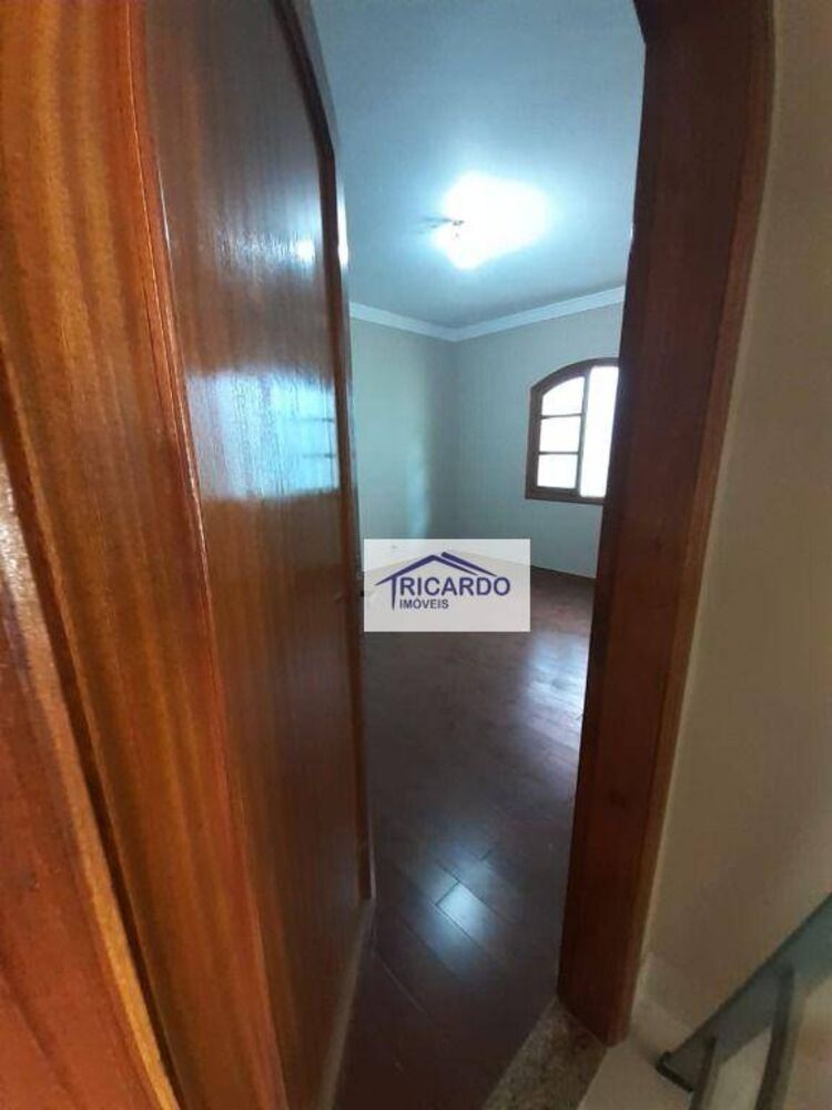 Sobrado, 3 quartos, 300 m² - Foto 12