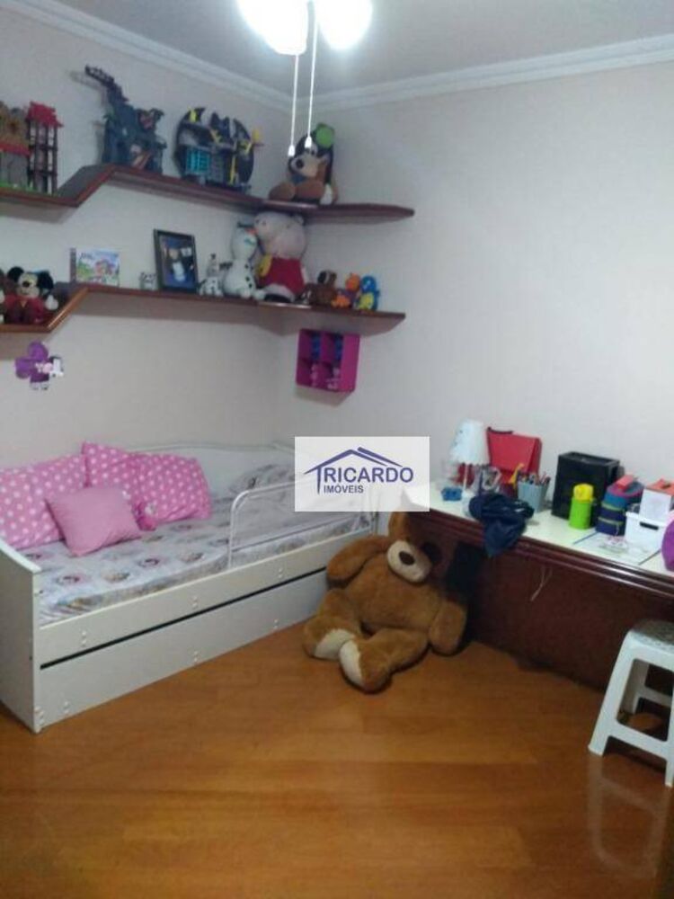 Apartamento à venda com 3 quartos, 140m² - Foto 3