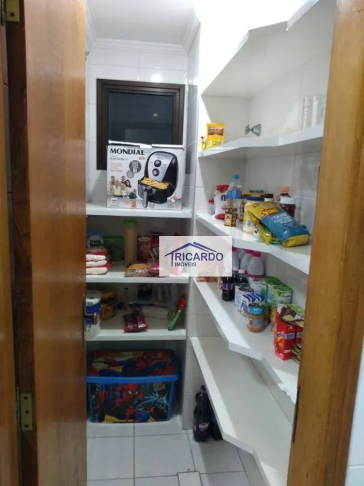 Apartamento, 3 quartos, 140 m² - Foto 12
