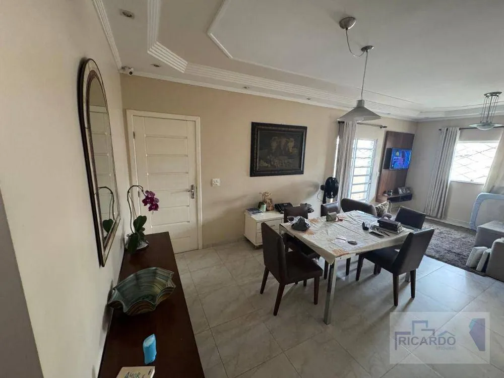 Sobrado, 3 quartos, 185 m² - Foto 1