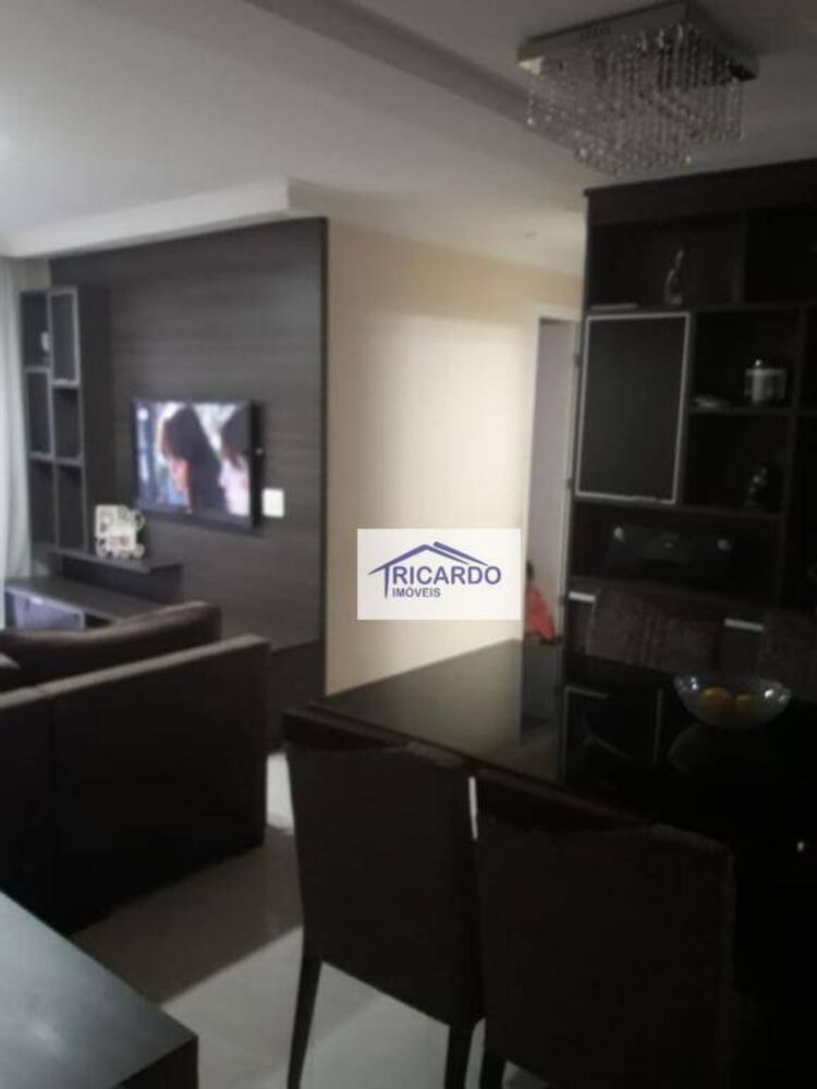 Apartamento à venda com 3 quartos, 76m² - Foto 4