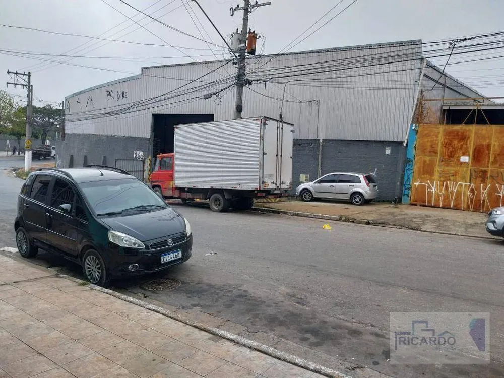 Depósito-Galpão, 847 m² - Foto 1
