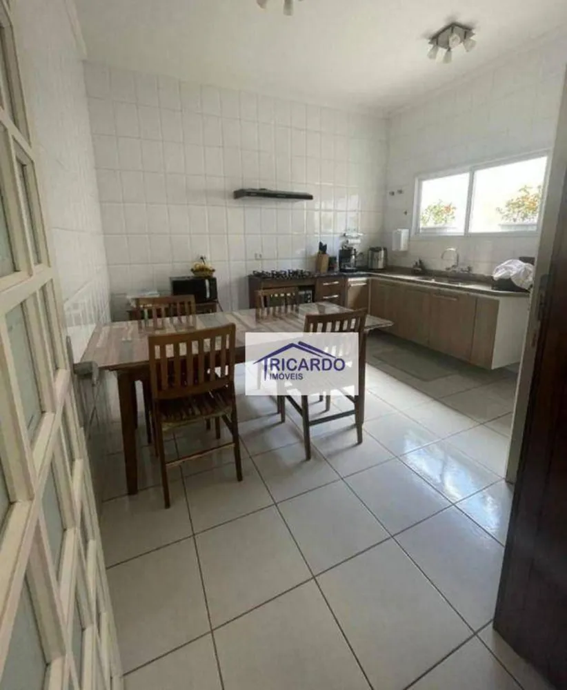 Sobrado, 3 quartos, 200 m² - Foto 12