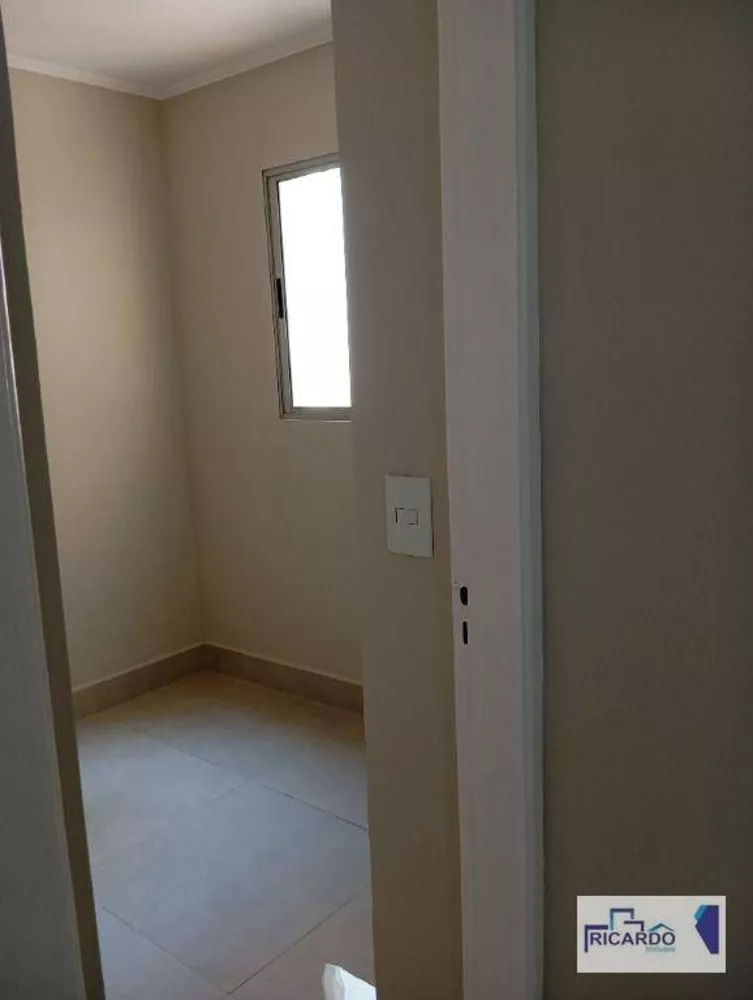 Apartamento à venda com 3 quartos, 64m² - Foto 9