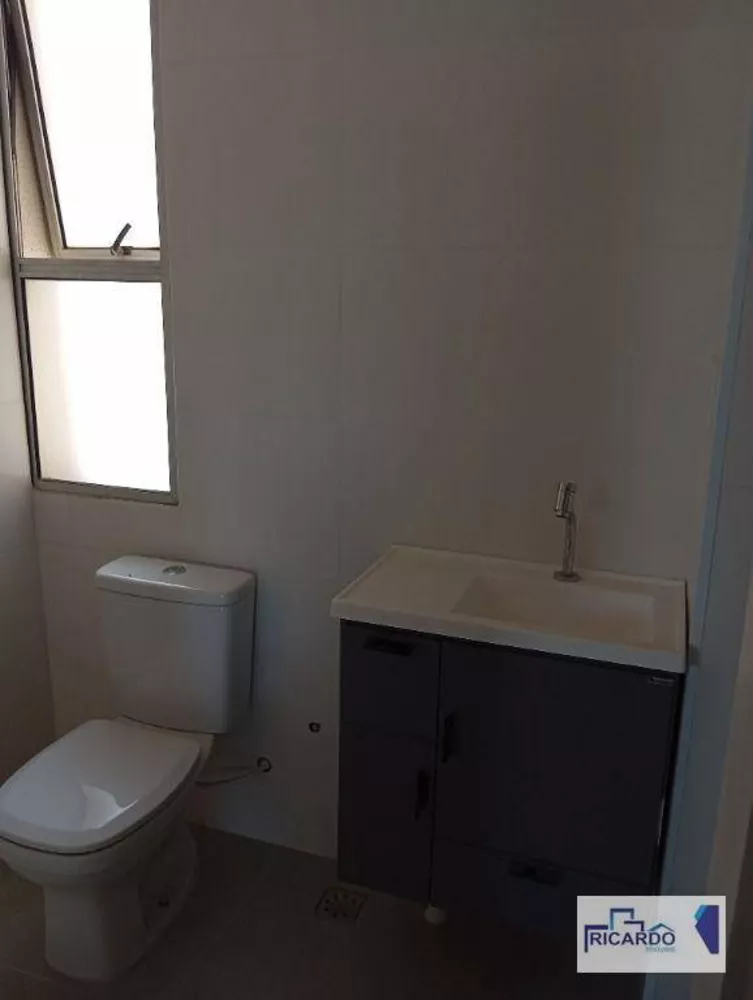 Apartamento à venda com 3 quartos, 64m² - Foto 14