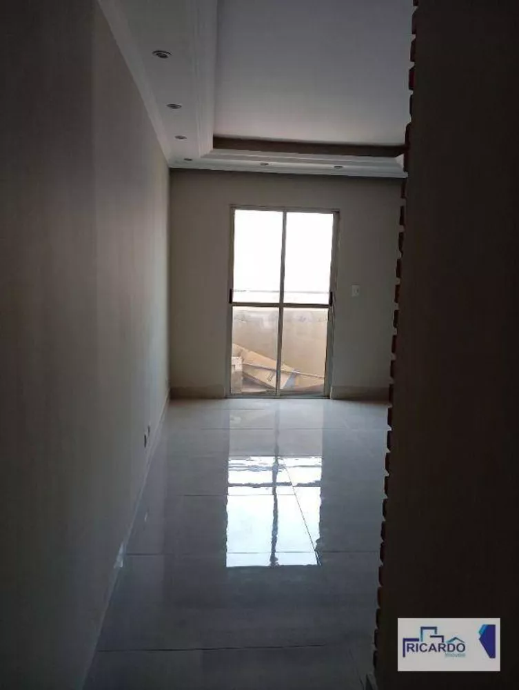 Apartamento à venda com 3 quartos, 64m² - Foto 1