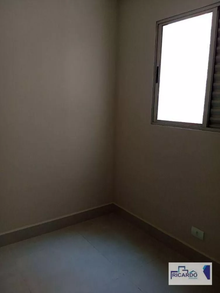 Apartamento à venda com 3 quartos, 64m² - Foto 13