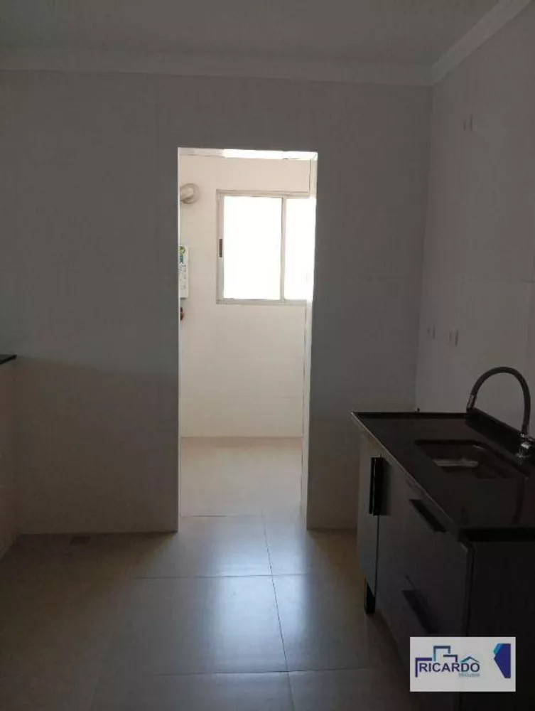 Apartamento à venda com 3 quartos, 64m² - Foto 6