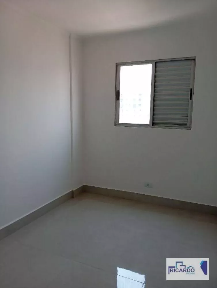 Apartamento à venda com 3 quartos, 64m² - Foto 11