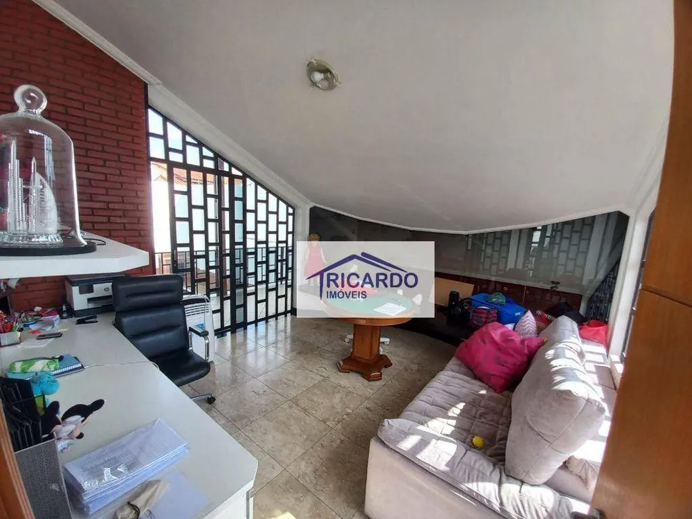 Sobrado, 3 quartos, 452 m² - Foto 5