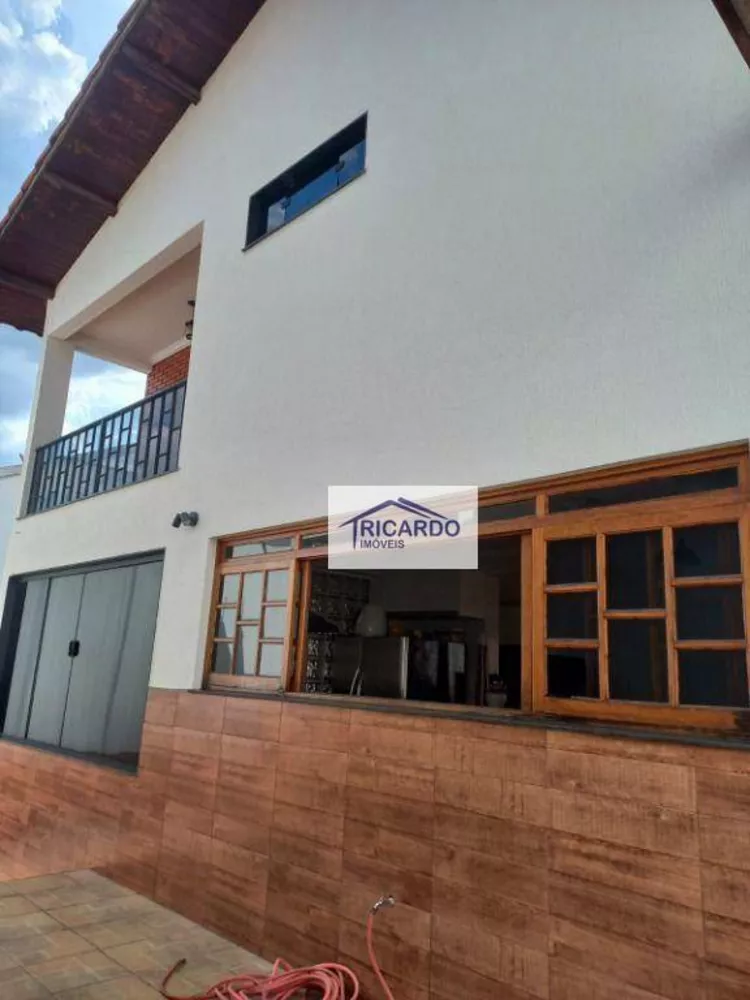 Sobrado, 3 quartos, 452 m² - Foto 9